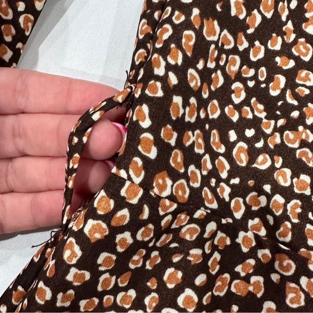 NWT SEE THE SHADES Long Sleeve Animal Print Button Up Dress - Picture 2 of 5